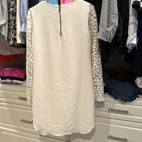 Sachin and Babi. White dress - Picture 4 of 4